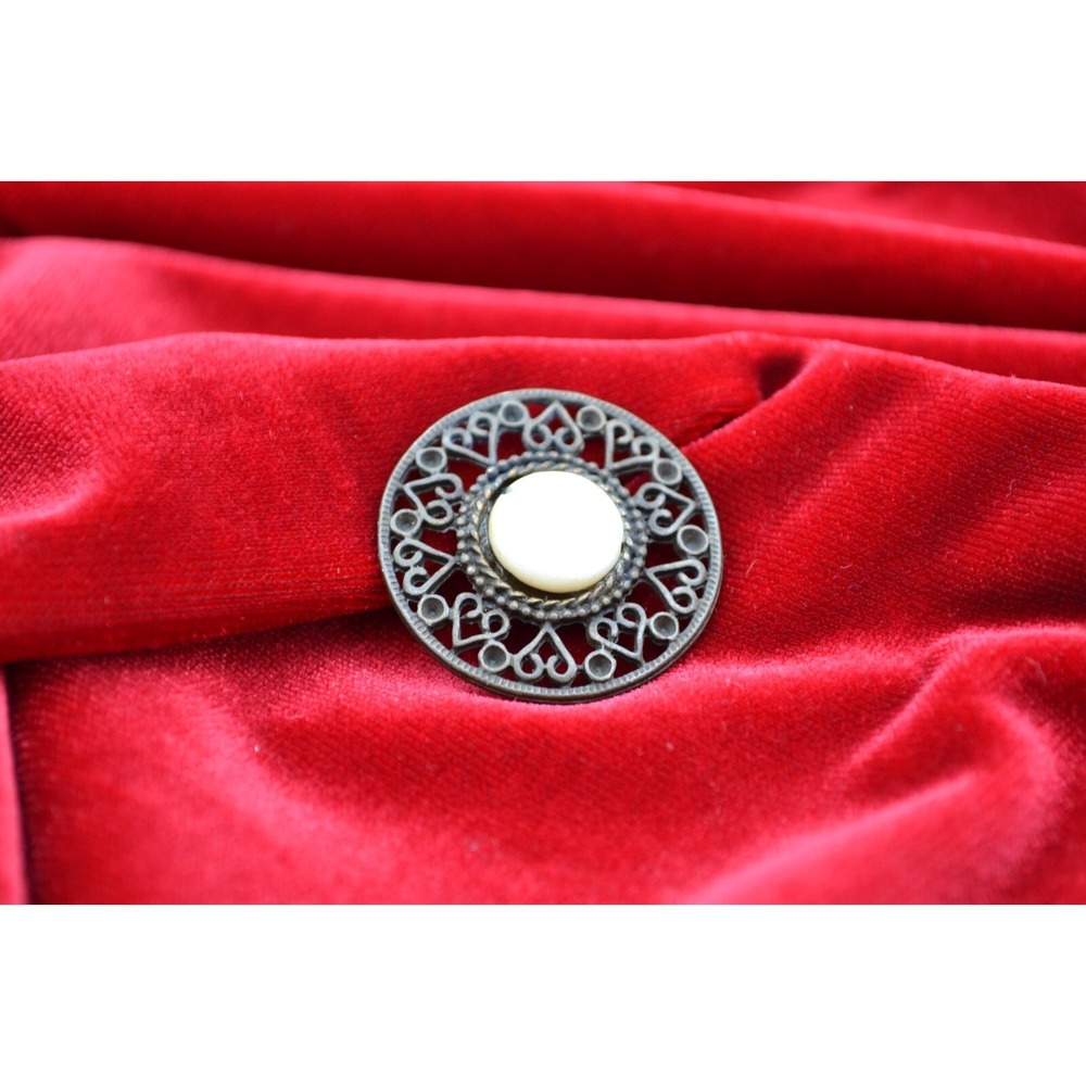 Vintage‎ Filigree Heart Round Brooch Antiqued Bronze Faux Pearl Victorian Style